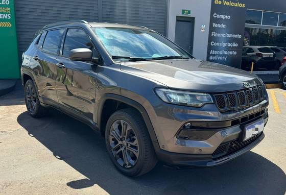 JEEP COMPASS 1.3 T270 TURBO FLEX LONGITUDE AT6